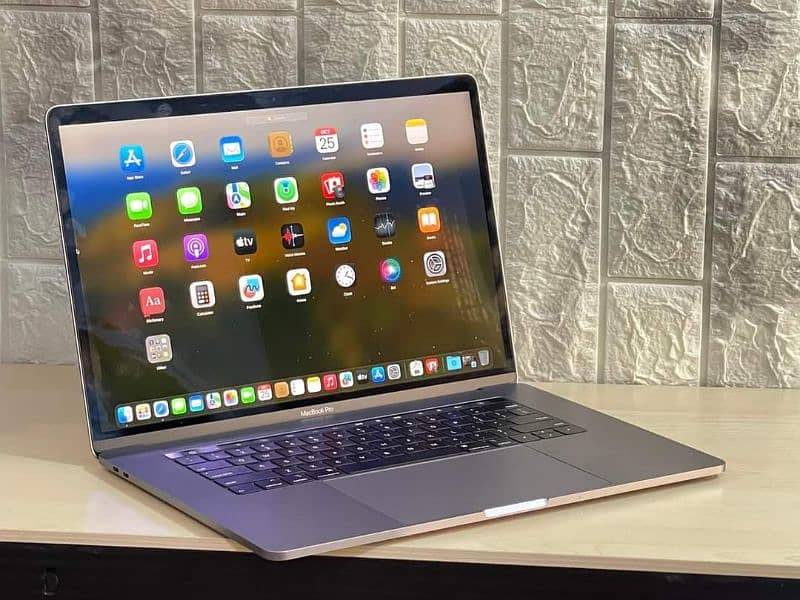 MacBook Pro 2018 Core i7 imported never used in Pakistan 1