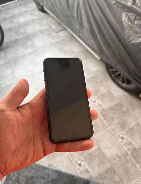 iphone 11 pro max 2