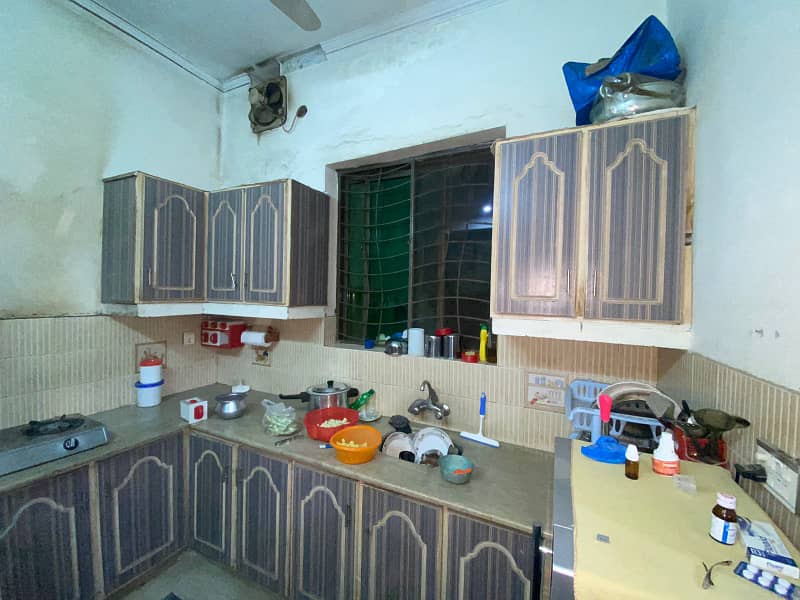 6 Marla 2 Bed Ground Floor For Rent Ali Park (Allah Rakha Market) Near Bhatta Chowk 3