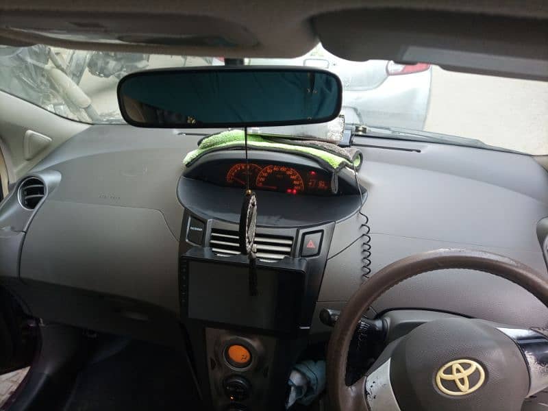 Toyota Vitz 2007/13 7