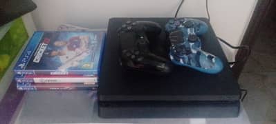 Playstation 4 Slim 500HDD With 3 Games CDs