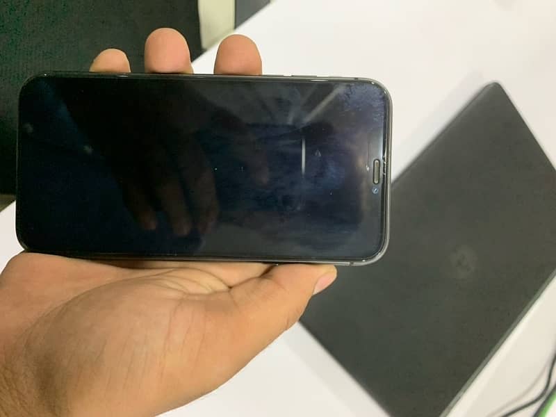 IPHONE 11 64GB (DUAL PHYSICAL PTA) 5