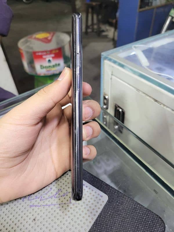 ONE PLUS 7Pro, 10/10 CONDITION. 0