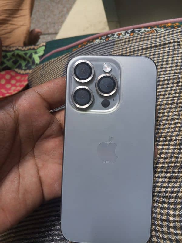 I phone 15 pro box open 1 week use 6