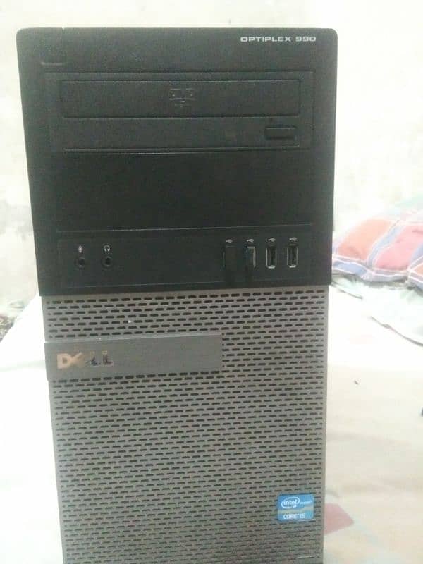 AOA i am selling my gaming pc setup condition 10/9 best pc 0