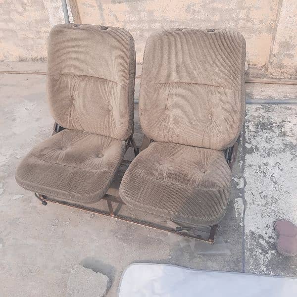 Car Seats 2