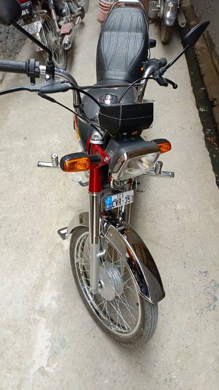 HONDA CD 70 2025 MODEL 0