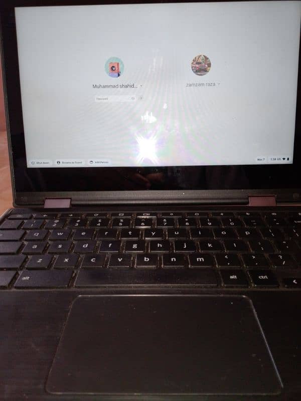 Chromebook 4/32 touchscreen 2nd Generation with new C type charger 1