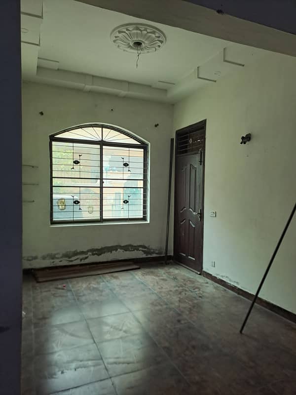 6 Marla Ground Floor Portion For Job Holders & Silent Office 0