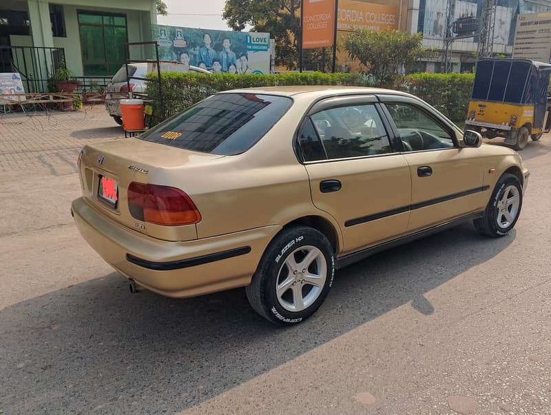 Honda Civic EXi 1998 10