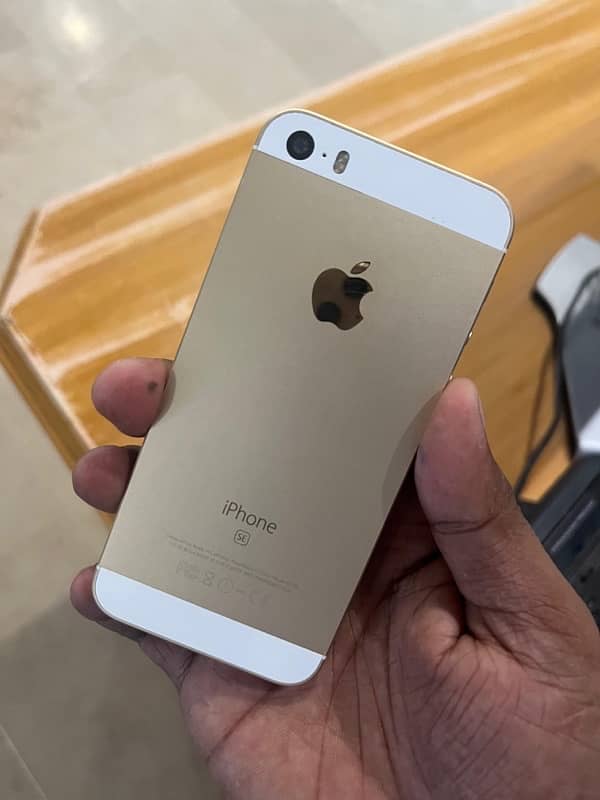 iphone SE 128 GB best for PUBG exchange possible 0