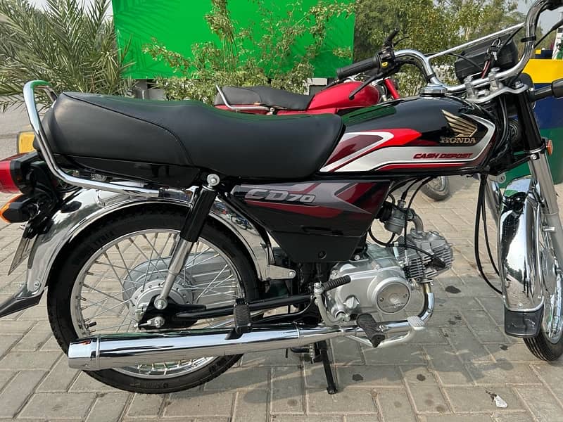 Honda CD 70 2024 Model 3