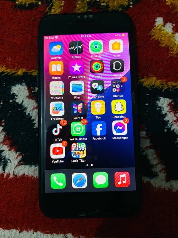 Iphone SE 2020 (jv). Condition 10/10 truetone and fingerprint  ok 2