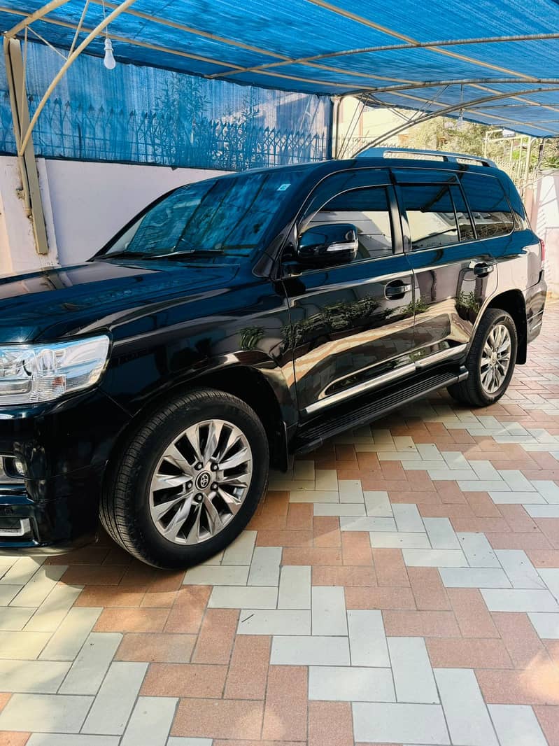 Toyota Land Cruiser 2012 AXG 0