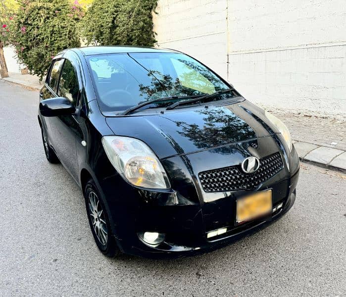 Toyota Vitz 2006 registered 2007 automatic 1.0 original color 3