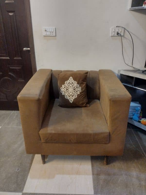 6 seater Sofa Set (3+2+1) New Versace design Lahore made 8