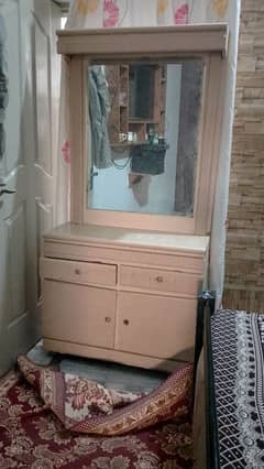 dressing table