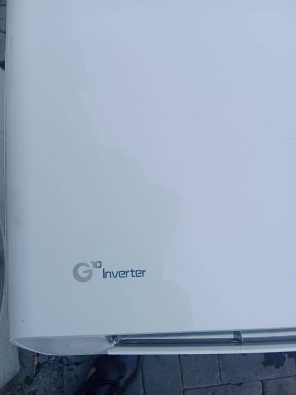 Gree inverter 1 ton new condition 1