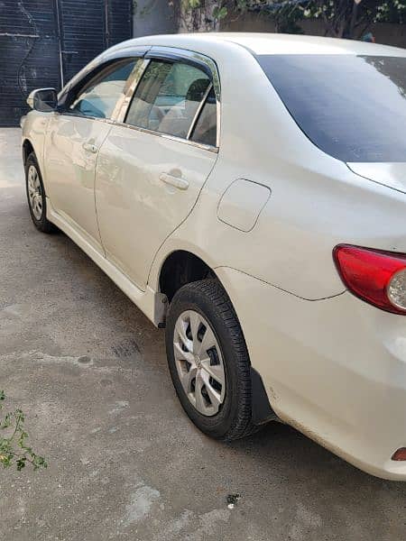 Toyota Corolla XLI 2013 3