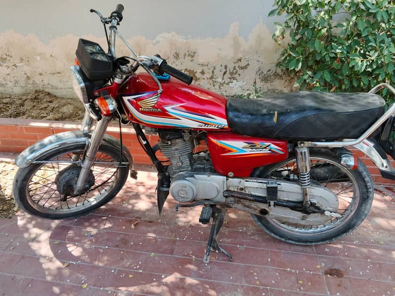 honda 125/2016 model koi kam nh hain gari ma 4