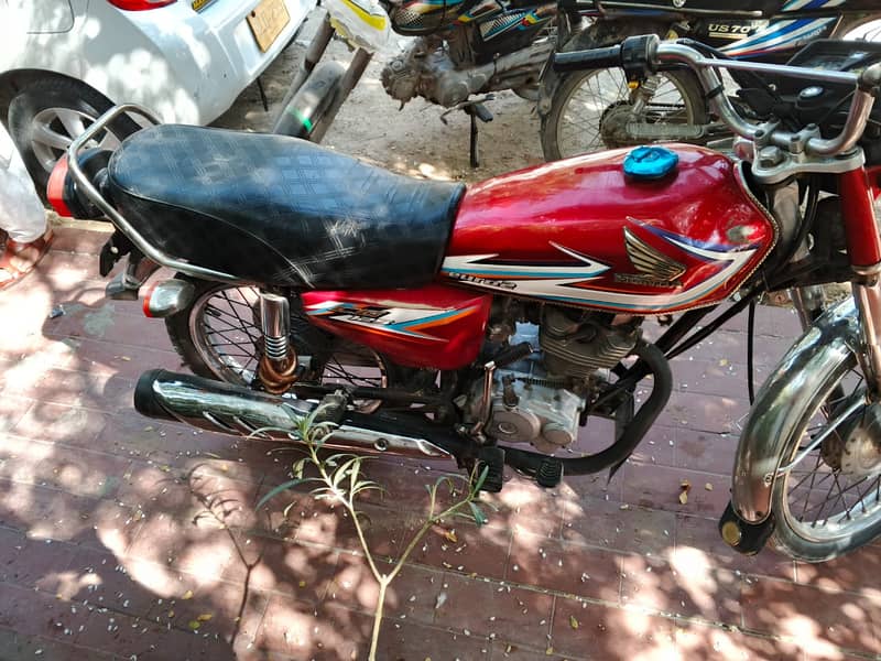 honda 125/2016 model koi kam nh hain gari ma 7