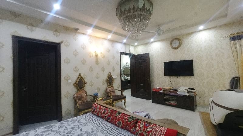 A Prime Location 1 Kanal Fully Basement House Has Landed On Market In DHA Phase 5 - Block K Of Lahore 14