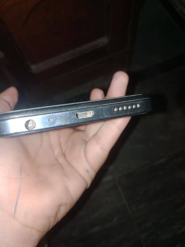 infinix 7 for sale charger available 10/10condition 0