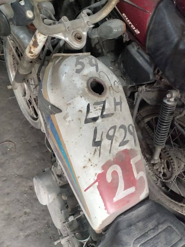 Honda 125 old model 2