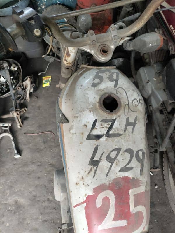 Honda 125 old model 4