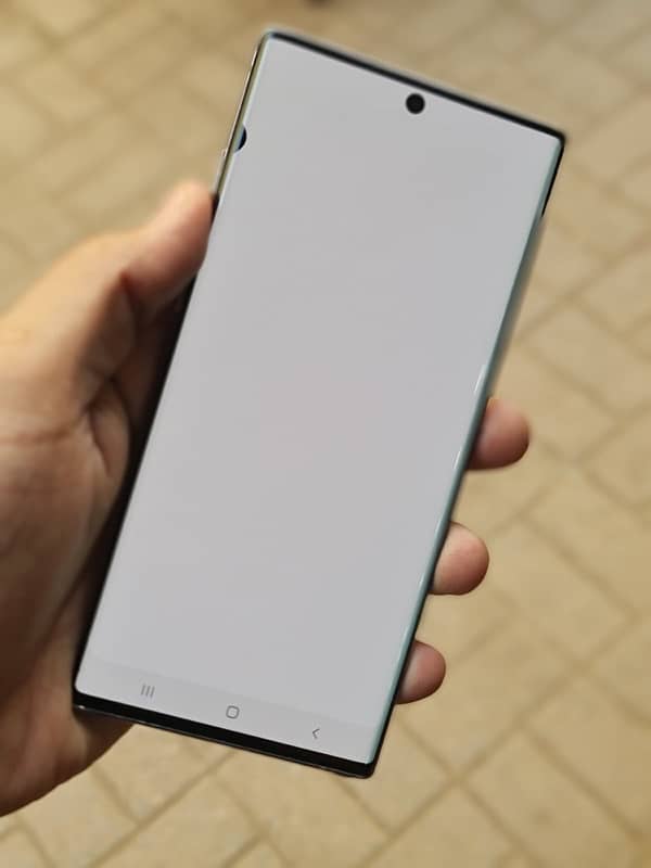 Samsung Galaxy Note 10 plus Dual sim approved 5