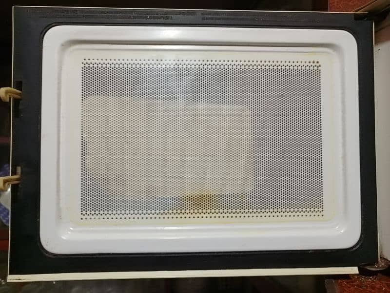 Dawlance Microwave Oven 3