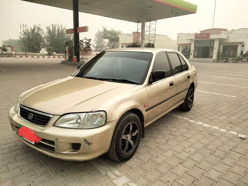 Honda Civic EXi 2000. . . . . call 03017304812 9