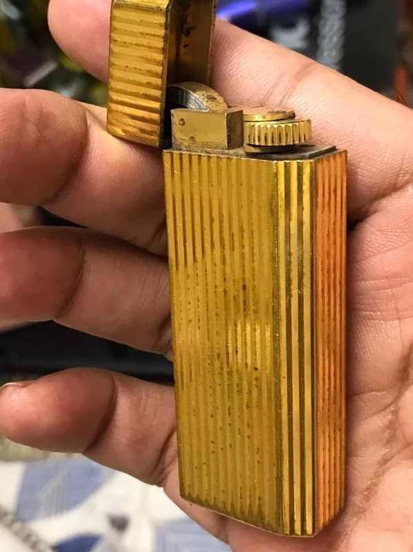 Paris  made  Cartier  gold plat lighters 3