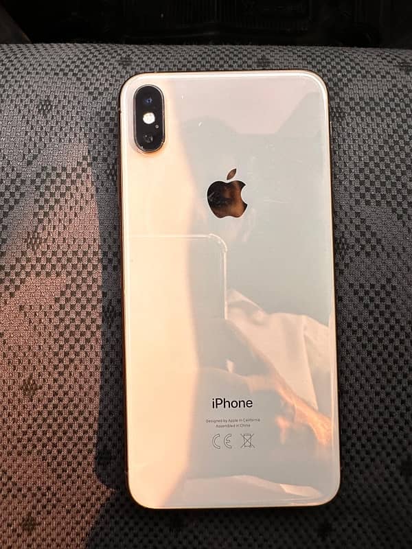 Iphone XsMax (PTA Approved ) 1