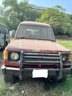 Mitsubishi Pajero 1988 0