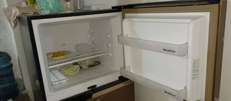 dawlance fridge contact 03034421458 10 by 10 condition 4