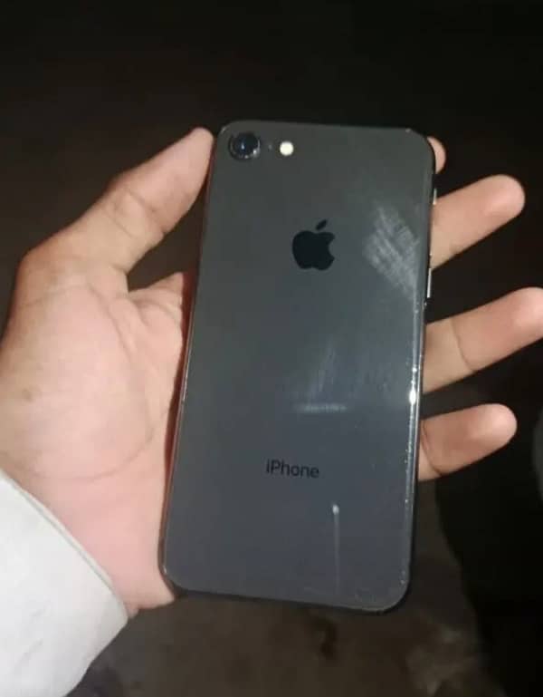 iphon 8 non pta factory Whatsap 03249775018 2