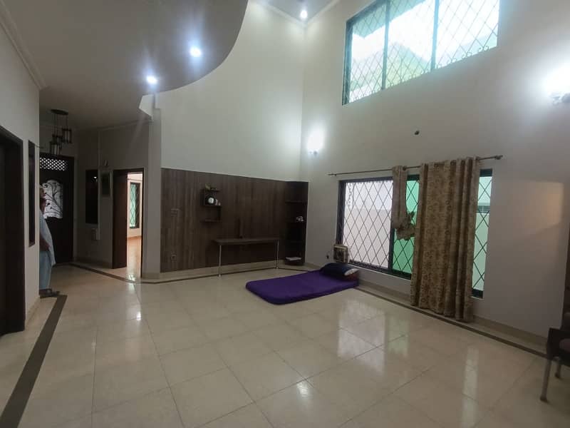 5 Beds 20 Marla Good Location House for Sale in Ex Air Avenue DHA Phase 8 Airport road Lahore. 3