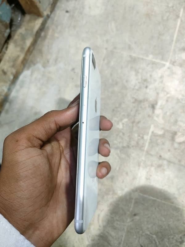 iphone 8 plus 64gb pta approved 1