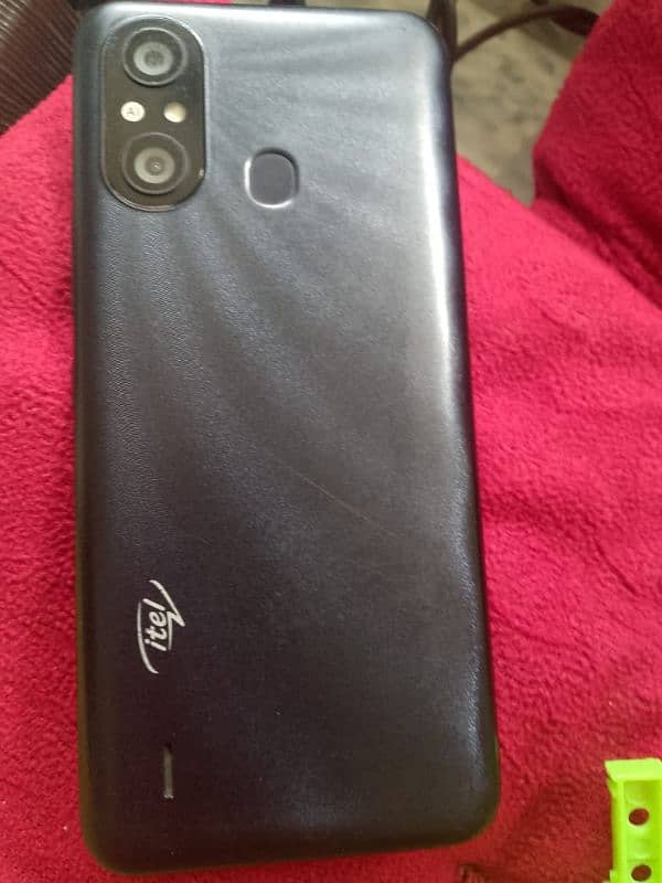 itel A661L in dark blue color ram 2GB rear camera 5 MP 2