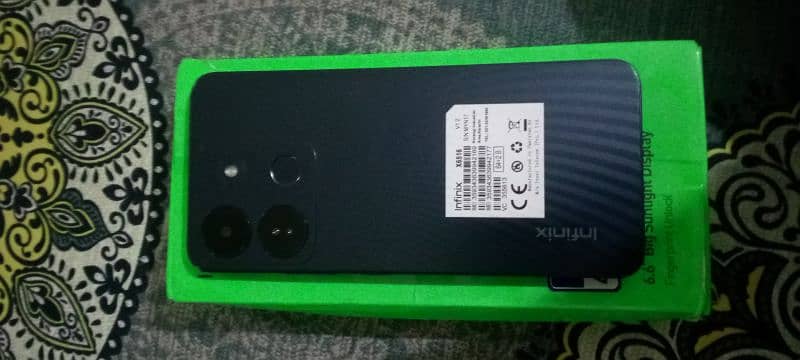 Infinix smart 7 HD  4 /64 3