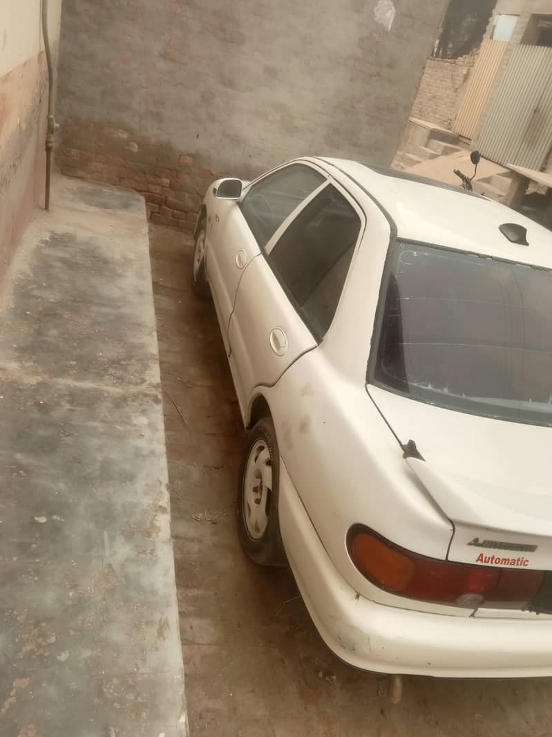 Mitsubishi Lancer 1995 old 2