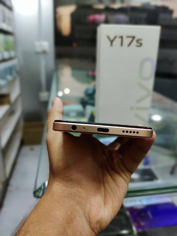 VIVO Y17S [ 4GB ] + [ 128GB ] 10/10 CONDITION WITH BOX & CHARGER 4