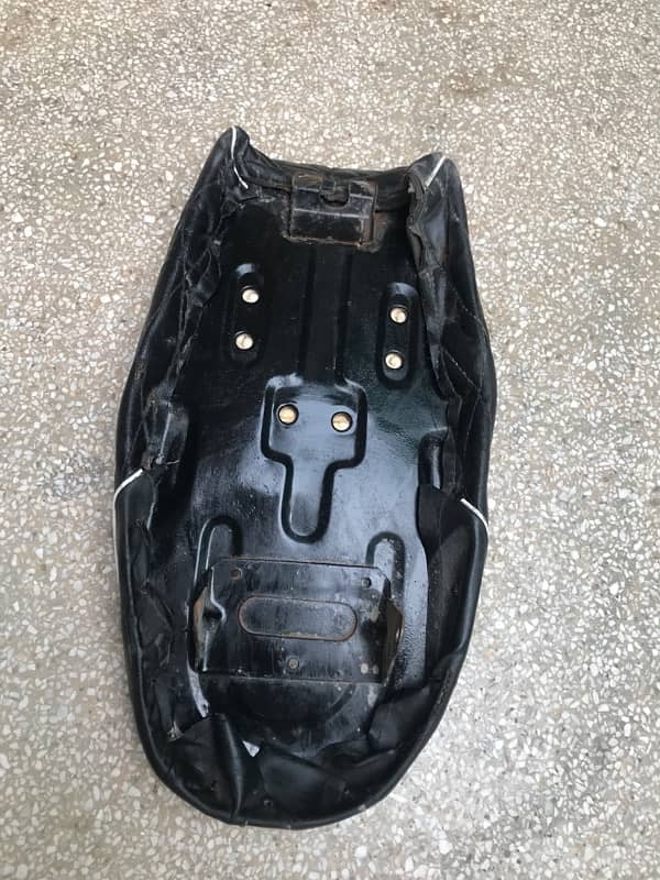 cafe racer bike seat 1