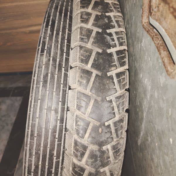 gs 150 rims and tyre orignal 4