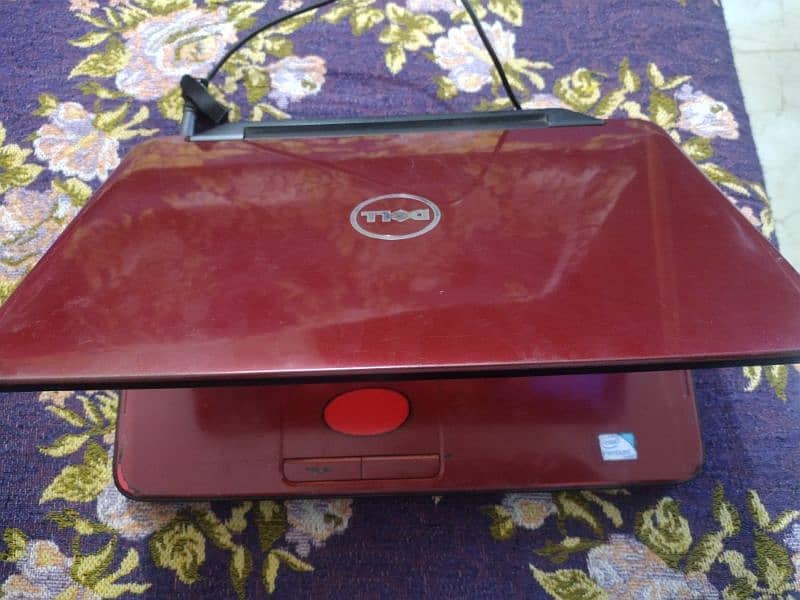 Dell Inspiron - Pentium with orignal Charger 6