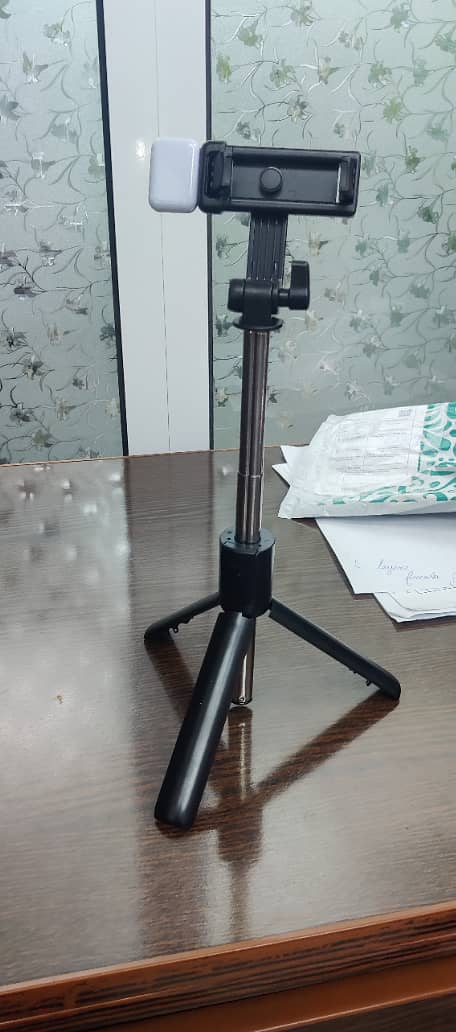 Selfie stick with flash light mini tripod stand 2