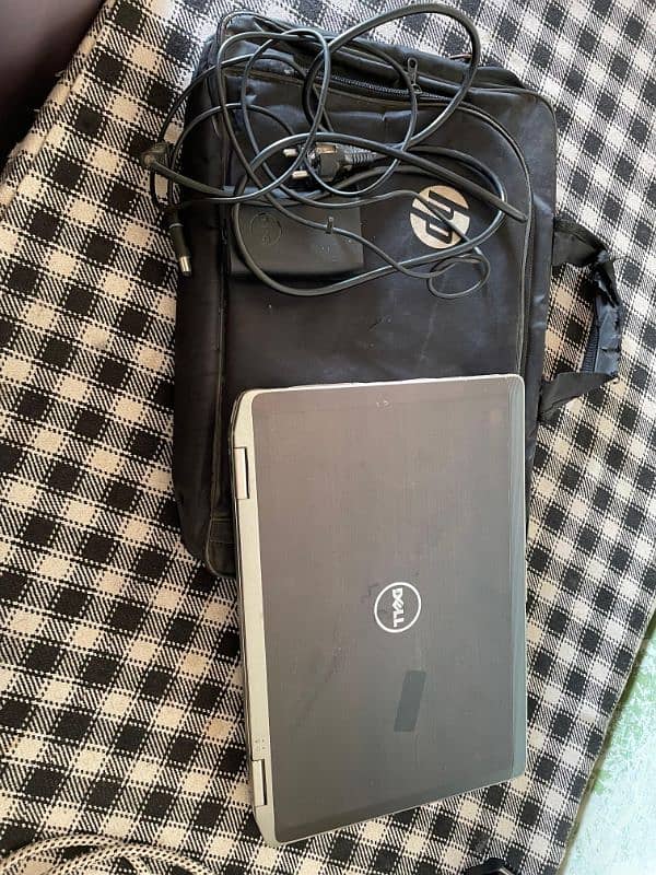 Dell Latitude 6420 0