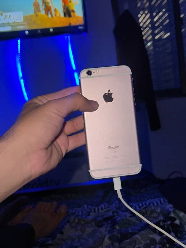 iPhone 6s Rose gold 32GB , 100% Battery health [Changed] , PTA Approve 0