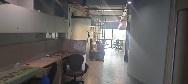 Pc Marketing offers! Blue area 1450sqft office with lift available for rent 1